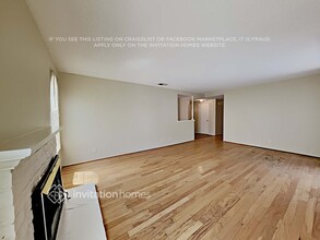1710 Brookside Ave in Oxnard, CA - Foto de edificio - Building Photo