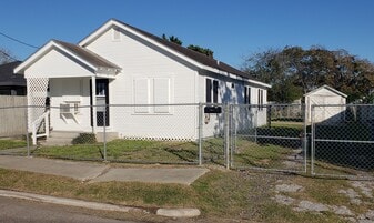 1212 14th St in Corpus Christi, TX - Building Photo