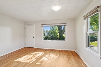 1118 Lorraine Dr in Madison, WI - Building Photo - Building Photo