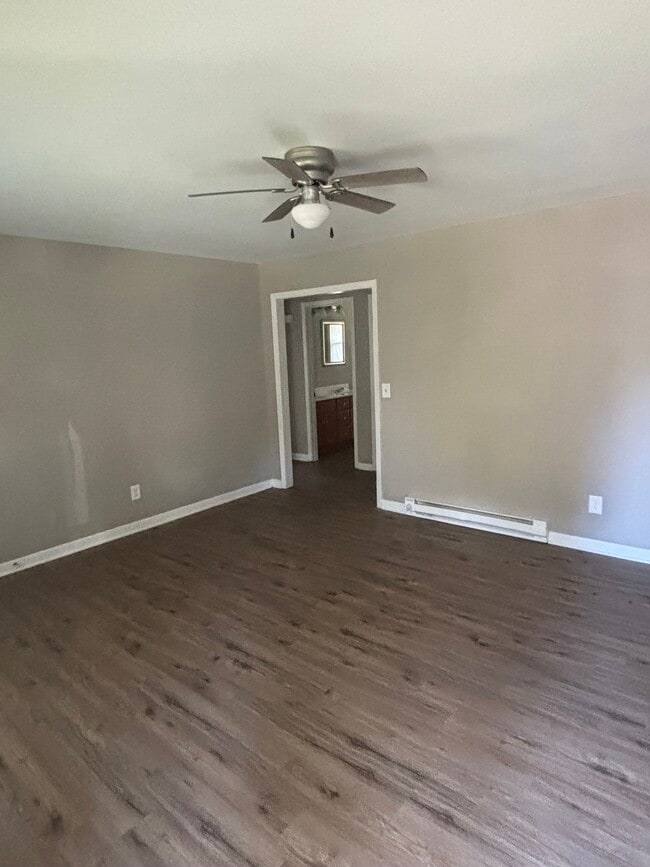 1606 Deer Hollow Dr, Unit 1606 B Deerhollow Dr in Lawrenceburg, TN - Building Photo - Building Photo