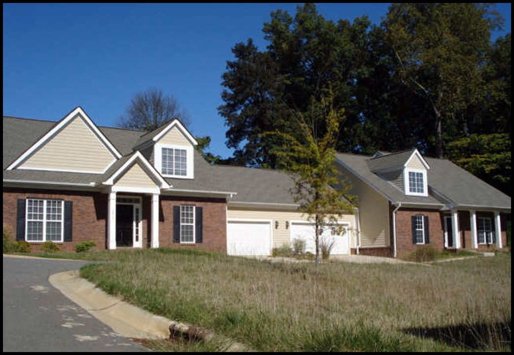 Duplex in Gastonia, NC - Building Photo