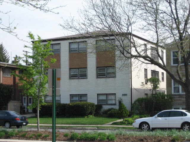 4725 Main St in Skokie, IL - Building Photo - Building Photo