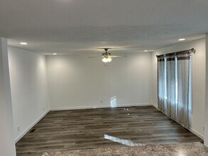 5100 W Augusta Blvd in Monee, IL - Building Photo - Building Photo