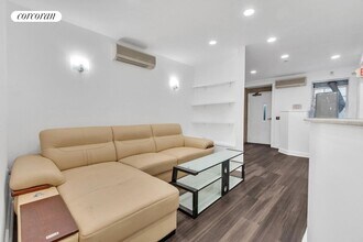 244 E 32nd St in New York, NY - Building Photo - Building Photo