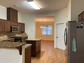904 Barchetta Dr in College Station, TX - Building Photo - Building Photo