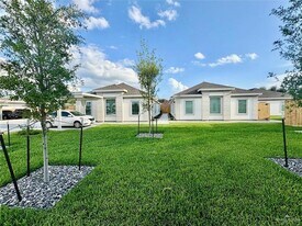 7703 N 58th Ln, Unit 3 in Mission, TX - Building Photo