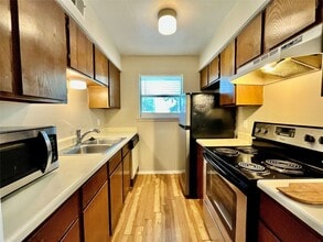 2526 W Prairie St, Unit 205 in Denton, TX - Building Photo - Building Photo