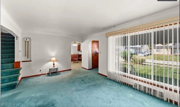 5061 Philip Ave in Maple Heights, OH - Building Photo - Building Photo