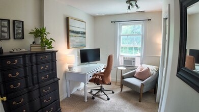 134 Hersey St in Hingham, MA - Building Photo - Building Photo