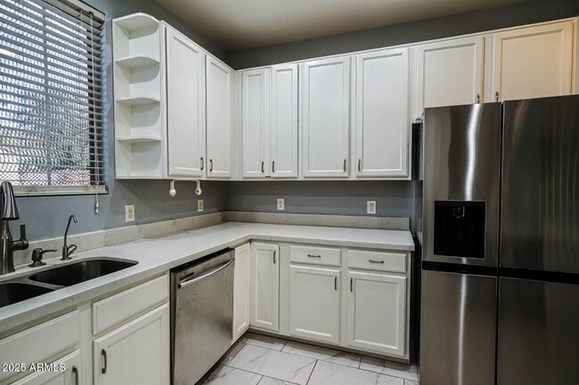 207 W Mountain Sage Dr in Phoenix, AZ - Building Photo - Building Photo