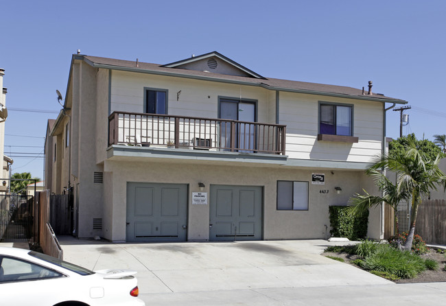 4433-4437 Winona Ave in San Diego, CA - Building Photo - Building Photo