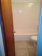 824 Tanager Rd-Unit -d in Fort Walton Beach, FL - Building Photo - Building Photo