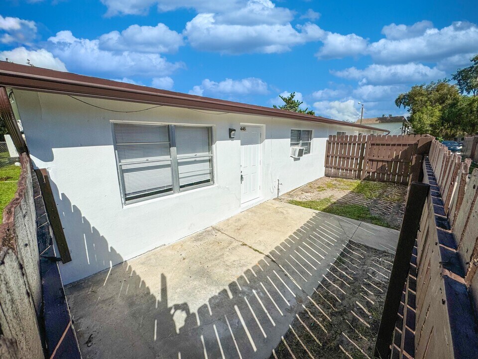 3445 Hi St in Lake Worth Beach, FL - Building Photo