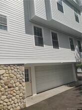 159 Grove St-Unit -D in Stamford, CT - Building Photo - Building Photo
