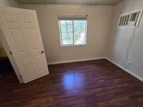 12901 Beltline Rd, Unit Cabin in Redding, CA - Building Photo - Building Photo