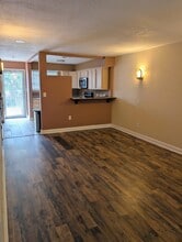 1200 Bretta St in Jacksonville, FL - Building Photo - Building Photo