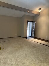 12509 Clarence Ct in Oklahoma City, OK - Building Photo - Building Photo