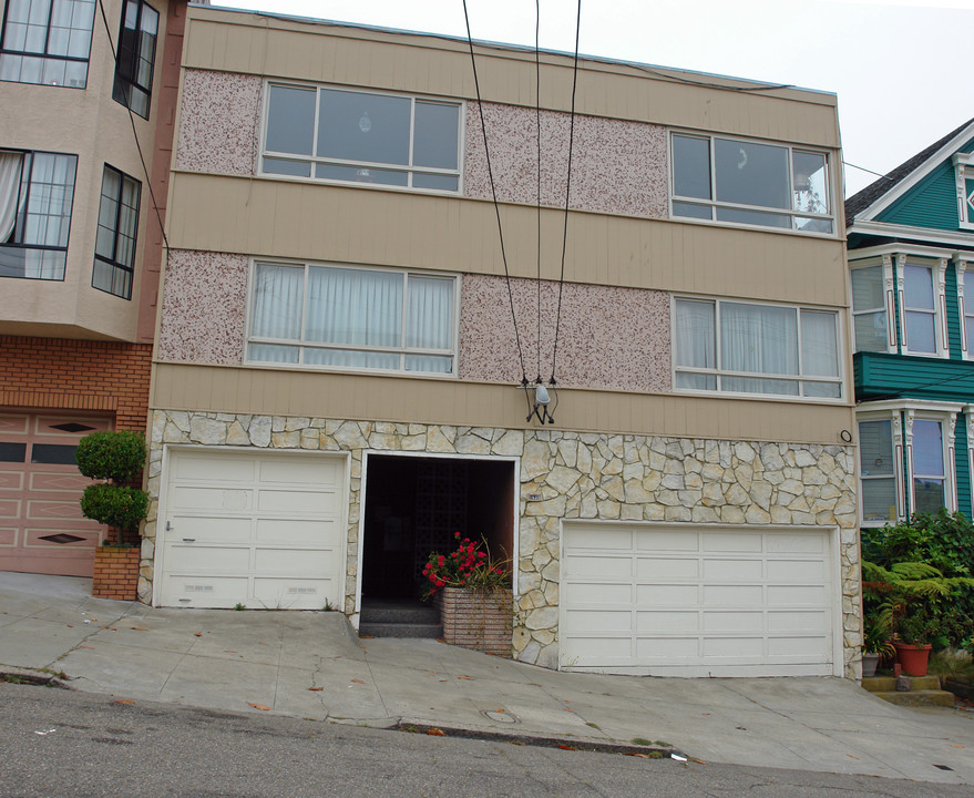 1635 10th Ave in San Francisco, CA - Building Photo