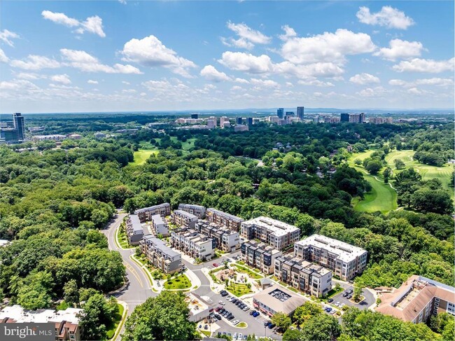 1668 Bandit Loop in Reston, VA - Building Photo - Building Photo