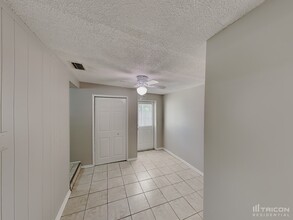 1208 Melonwood Ave in Clearwater, FL - Building Photo - Building Photo