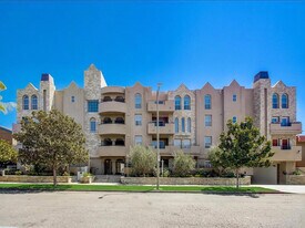 3636 Jasmine Ave, Unit 202 in Los Angeles, CA - Building Photo