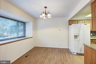 1502 Farsta Ct in Reston, VA - Building Photo - Building Photo