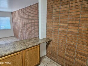 703 W Rose Ln in Phoenix, AZ - Building Photo - Building Photo