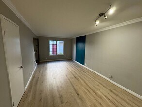 45 Harkness Ave in Pasadena, CA - Building Photo - Building Photo