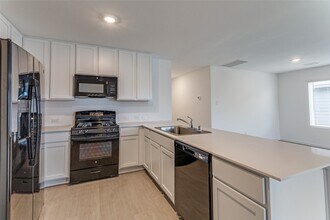 4940 Springs Rd in Fort Worth, TX - Building Photo - Building Photo