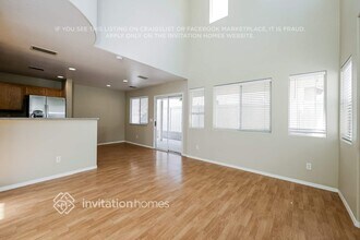 942 Cantabria Heights Ave in Las Vegas, NV - Building Photo - Building Photo