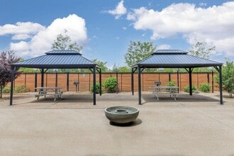 The Portals Apartments in Albuquerque, NM - Foto de edificio - Building Photo