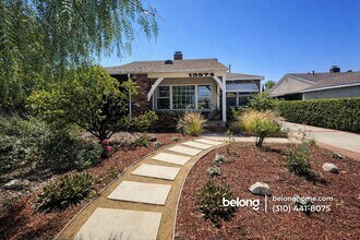 13574 Ottoman St in Los Angeles, CA - Building Photo - Building Photo