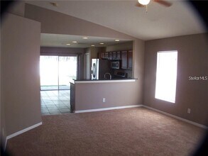 8529 Deer Chase Dr in Riverview, FL - Foto de edificio - Building Photo