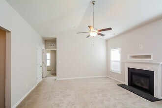 288 Lakemont Dr in Clayton, NC - Building Photo - Building Photo