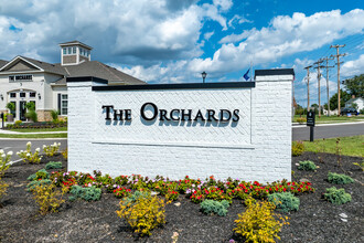 The Orchards Apartments in Lockbourne, OH - Building Photo - Building Photo