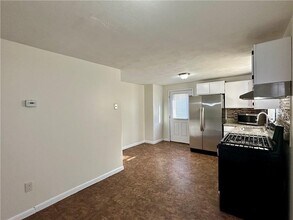 35 Lancashire St in Providence, RI - Building Photo - Building Photo