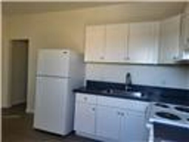 2055 Las Vegas Blvd N in North Las Vegas, NV - Building Photo - Building Photo