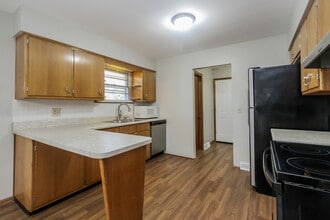 429 Brookside Ln in Plainfield, IN - Building Photo - Building Photo