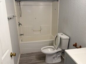 312 Salem St in Rockford, IL - Building Photo - Building Photo