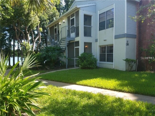 property at 801 Northlake Dr