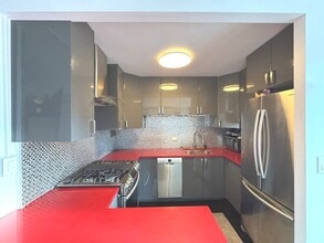400 E Randolph St, Unit 1822 in Chicago, IL - Building Photo - Building Photo