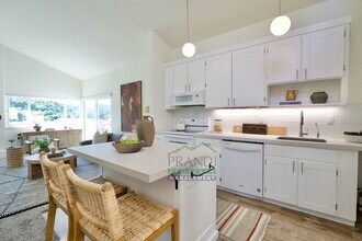 505 Larkspur Plaza Dr in Larkspur, CA - Building Photo - Building Photo