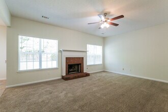 516 Gristmill Ln in Hampton, GA - Building Photo - Building Photo