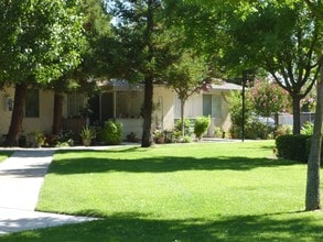 Silver Ridge in Clovis, CA - Foto de edificio - Building Photo