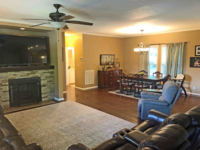 145 Campground Rd in Hendersonville, NC - Building Photo - Building Photo