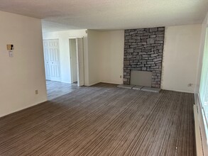 11316 SE 230th Pl in Kent, WA - Building Photo - Building Photo