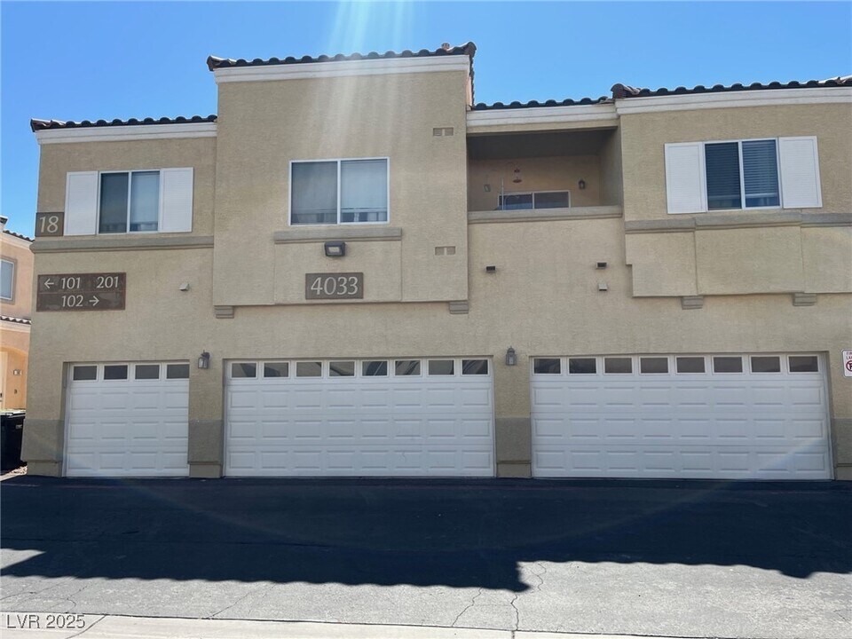 4033 Pepper Thorn Ave in North Las Vegas, NV - Building Photo