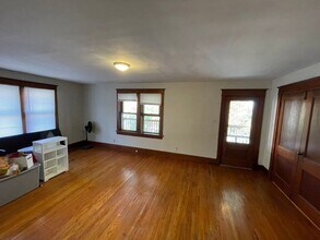 1501 S Spring St in Springfield, IL - Building Photo - Building Photo