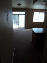 175 Shade Tree Ln, Unit B in Mesquite, NV - Building Photo - Building Photo