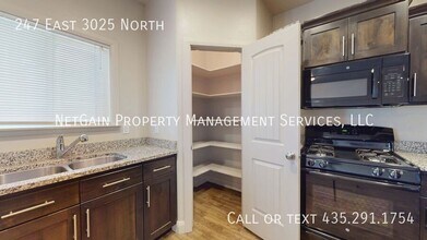247 E 3025 N in Cedar City, UT - Foto de edificio - Building Photo